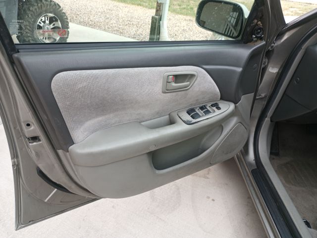 97 CAMRY LE (19).jpg